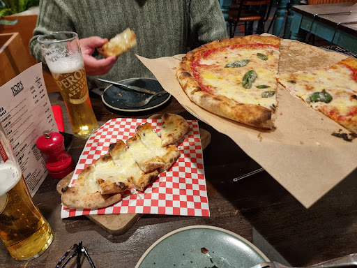 Photo of Tops Saundersfoot - Milford St, Saundersfoot SA69 9EN